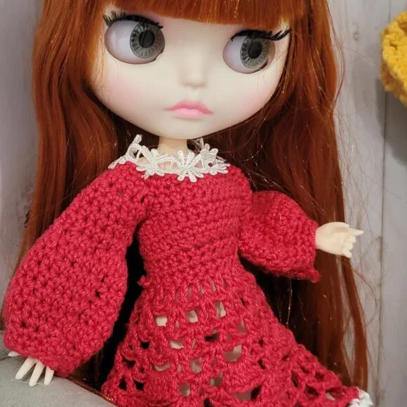 Beautiful 30cm Blythe Doll – Red Hair – Handmade Crochet Outfit - Picture 3 of 10